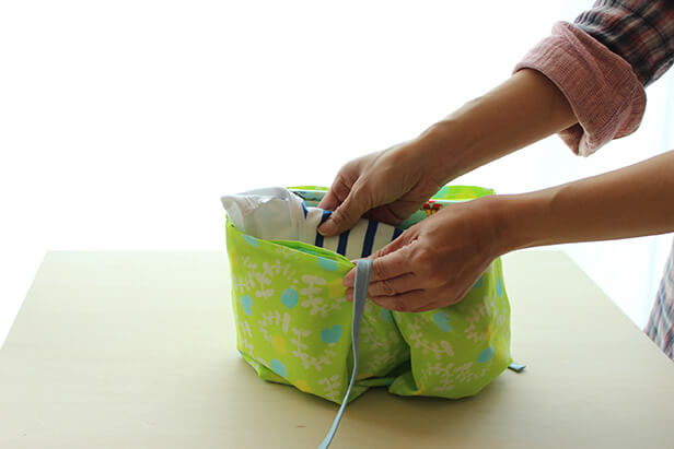 パタンパタンと折りたたんで縫うだけ！のバックインバッグの作り方 | nunocoto